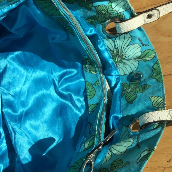 Large tote bag to match other pieces also for sale - Picture 4 of 5